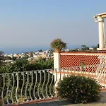Il Grappolo Anacapri (Isola di Capri)