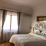 Alojamento de Acomodação e Pequeno-almoço Il Grappolo 3*