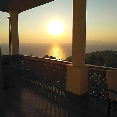 Bed and Breakfast Il Grappolo Ανακάπρι