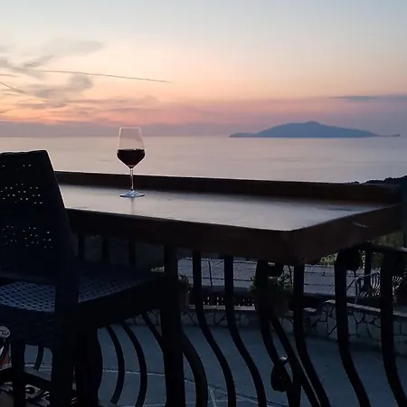 Il Grappolo Oda ve Kahvaltı